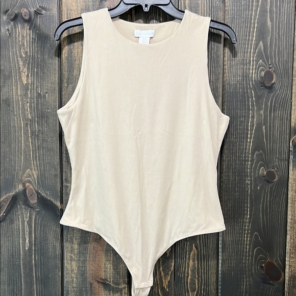 House of Harlow 1960 Ribbed Bodysuit L Beige Sleeveless Top Neutral Minimalist - Picture 1 of 10